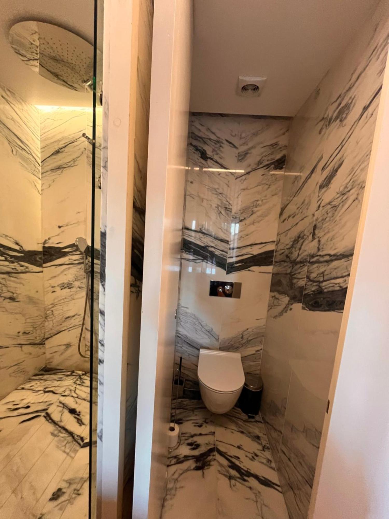 Apartment Penthouse Estrela Amazing River And Views Lisbon